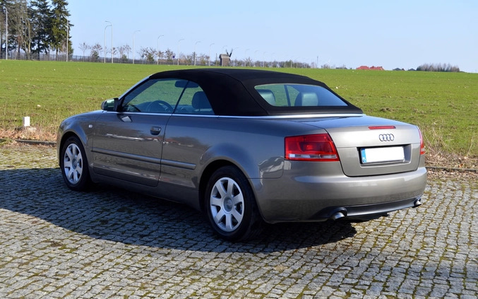 Audi A4 cena 19900 przebieg: 300000, rok produkcji 2006 z Sierpc małe 466